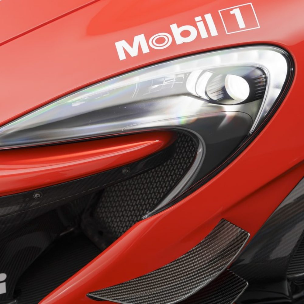 2015-McLaren-P1-GTR-RED-White-0036-24